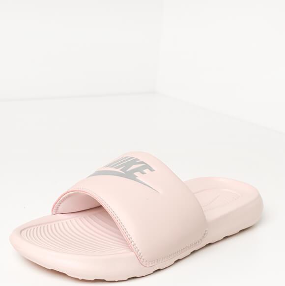 Produktbild Nike Victori One Pantoletten (36.5)