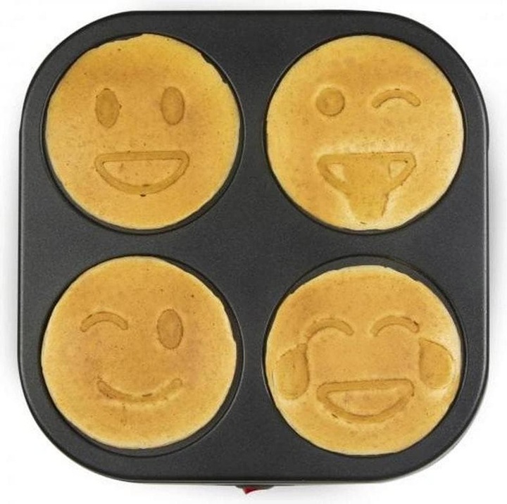 Actual product image Domo Pancake Maker Emoji