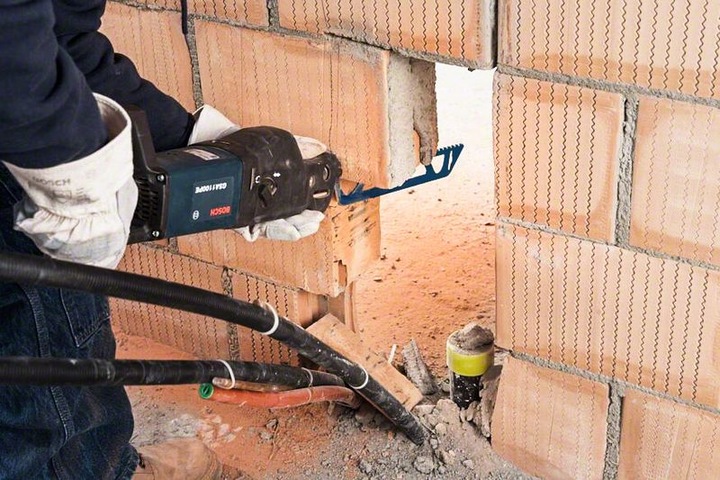 Produktbild Bosch Professional Zubehör EXPERT ‘Hollow Brick’ S 1543 HM Säbelsägeblatt, 3 Stück
