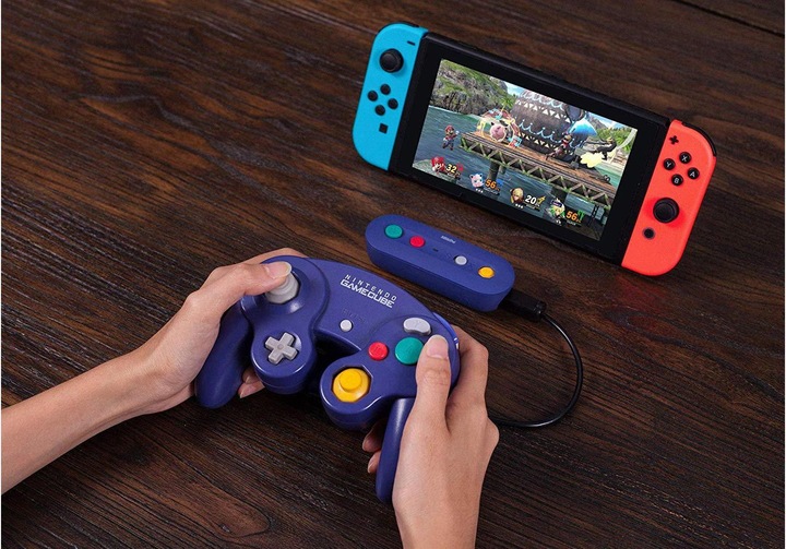 Actual product image 8bitdo GBros. adapter for GameCube (Switch)