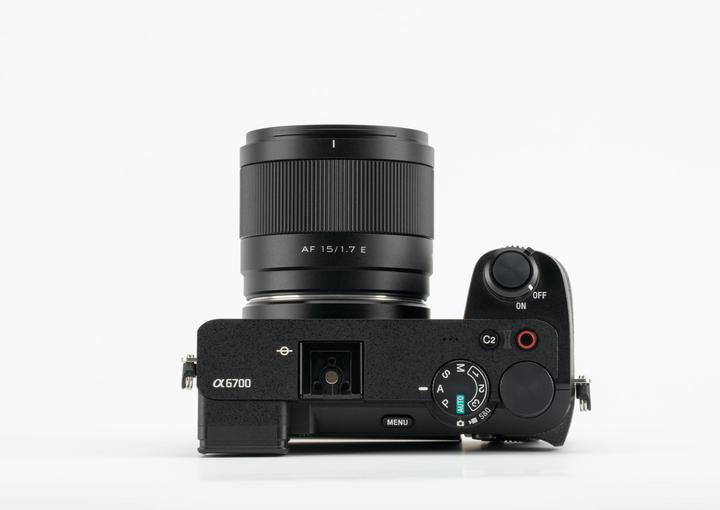 Produktbild Viltrox AF 15mm F/1.7 Sony E (APS-C / DX)