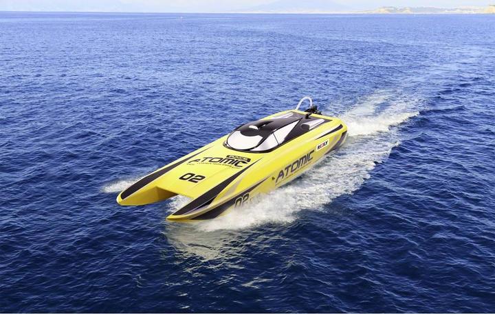 Actual product image Reely ATOMIC-680 RC motor boat RtR 680 mm