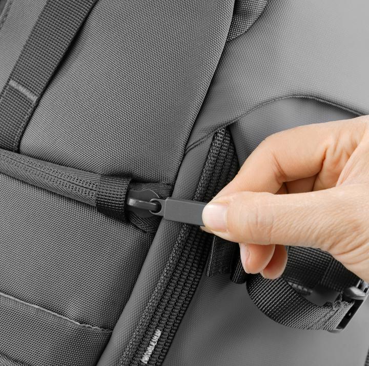 Actual product image Vanguard Veo Adaptor S46 Backpack with USB-A (Photo backpack, 18 l)