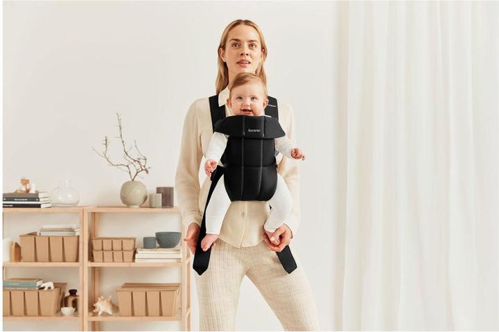 Produktbild BabyBjörn Tragesitz Mini schwarz, gewebt