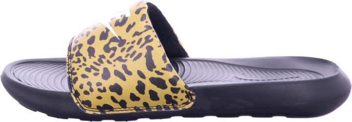 Actual product image Nike VICTORI ONE WOMEN "S PRINT CHUTNEY/WHITE-BLACK Size: 5 (35.5)