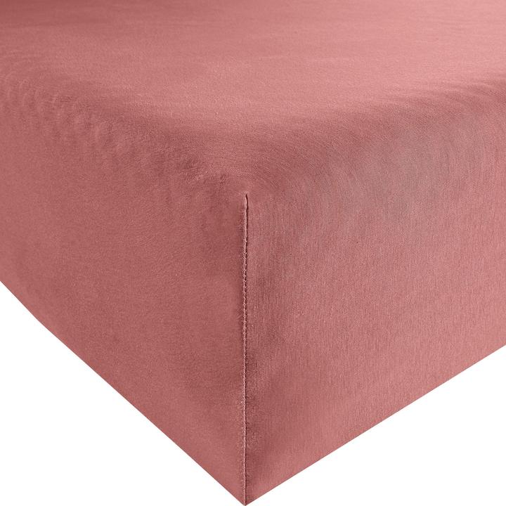 Dusky pink