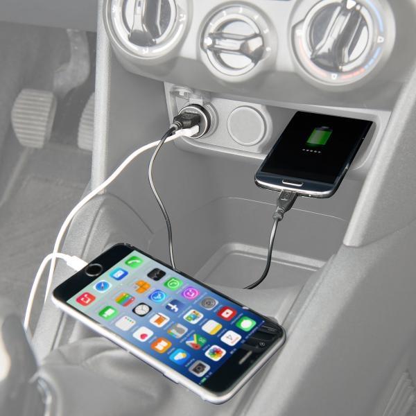 Produktbild Revolt Mini-Kfz-USB-Ladegerät mit 2 Ports, 12 & 24 V, 4,8 A, 24 Watt, Metall