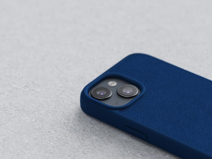 Image du produit Njord Étui rigide en daim MagSafe bleu marine (Apple iPhone 15)