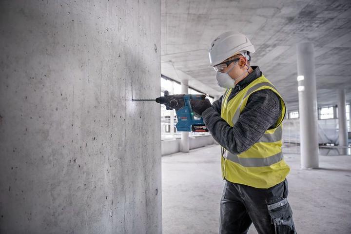 Produktbild Bosch Professional GBH 18V-24 C (solo. C) (Akkubetrieb)