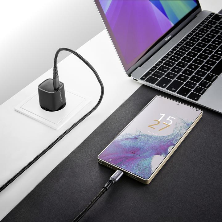Produktbild Intenso Power Adapter W30C² GaN Schwarz 1x USB-C 30W (30 W, 1 Port)