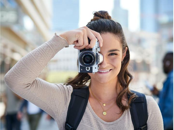 Actual product image Olympus OM-D E-M10 Mark IV (14 - 42 mm, 20 Mpx, Micro Four Thirds)