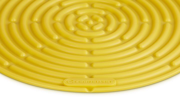Actual product image Le Creuset Potholder Round Classic Nectar (Silicone)