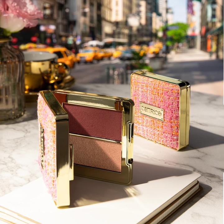 Produktbild Catrice SPRING AND THE CITY Eye & Cheek Glow Complex (#B44848, #E18D68, C02 Cherry Glow & Skyline Views, Cherry Glow & Skyline Views, Highlighter, 6.40 g)