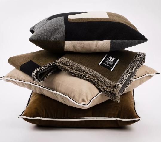 Actual product image Markslöjd Blanket Lia 250 x 150 cm, Green / White / Black (130 x 170 cm)