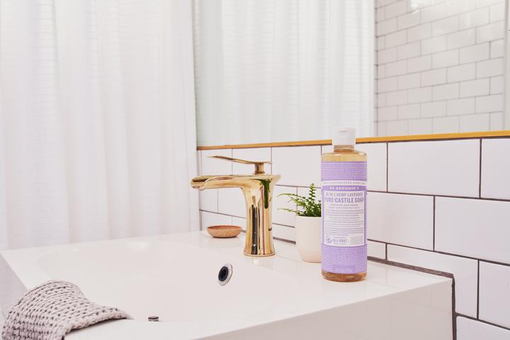 Produktbild Dr. Bronner's 18-IN-1 Lavendel (Flüssigseife, 475 ml)