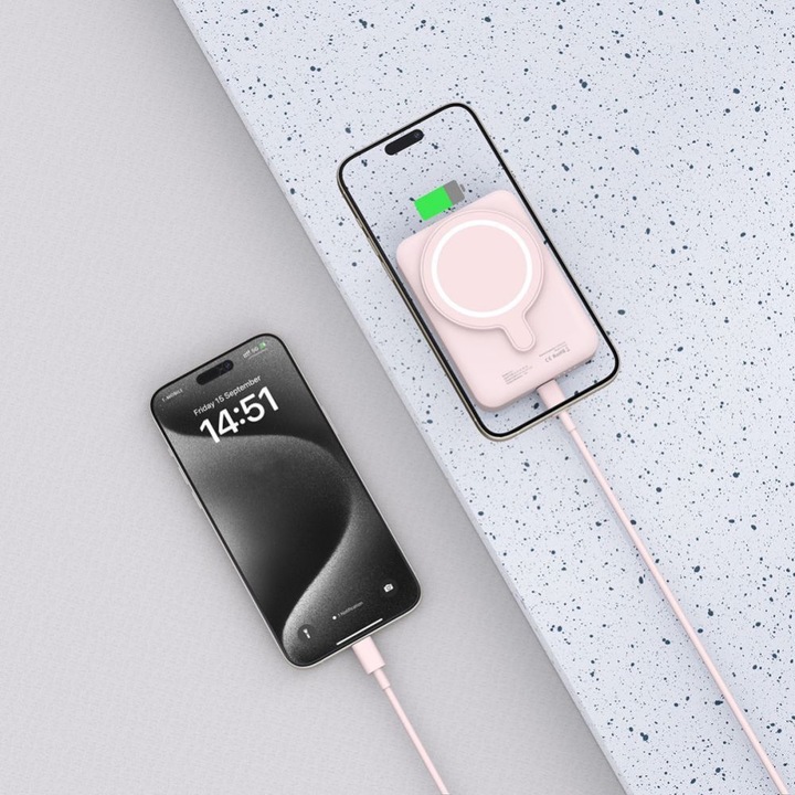 Produktbild Tech-Protect LifeMag PB11 Powerbank with MagSafe 10000mAh 15W USB-C port - pink + USB-C cable (10000 mAh, 15 W)