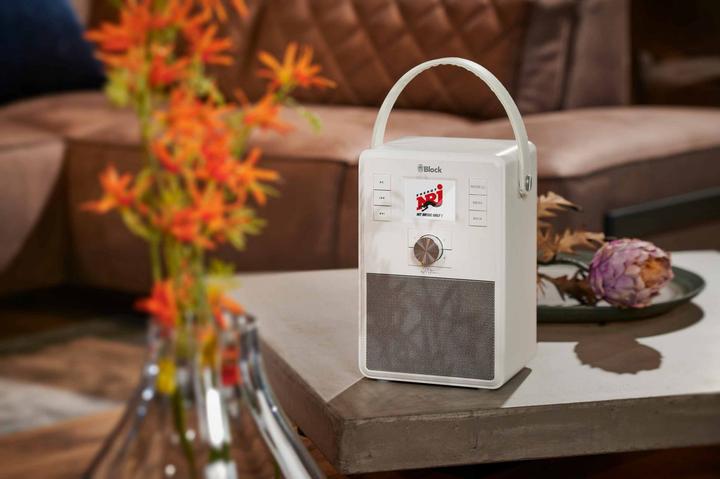 Actual product image Block Emotionwhite internet radio (DAB+, FM, Bluetooth, Wi-Fi)