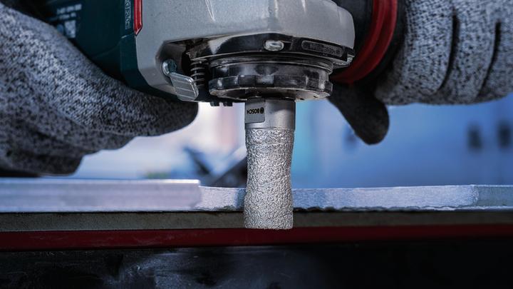 Produktbild Bosch Professional Zubehör PRO Ceramic dry X-Lock Bohrkronen-Set, 6 x 30, 8 x 30, 10 x 30, 12 x 30 mm, 4-tlg. (6.0, 8.0, 10.0, 12.0 Millimeter)