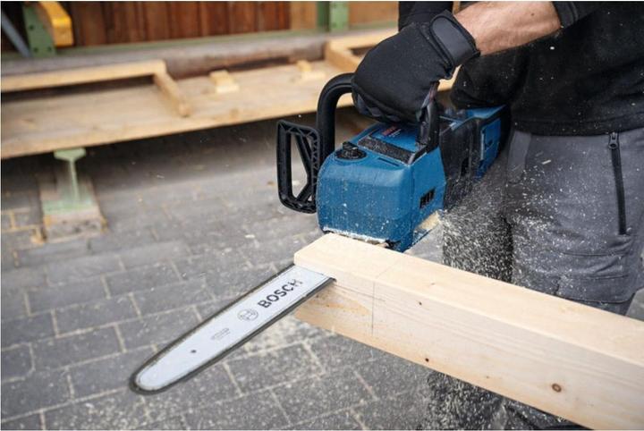 Productafbeelding Bosch Professional GKE 18V-40 (Accu kettingzaag)