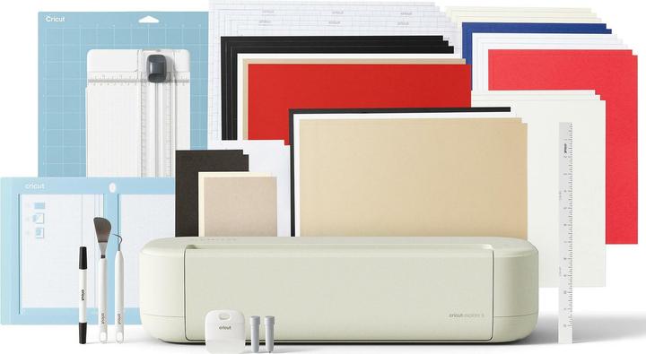Cricut Explore™ 5 Essential Bundle (Cream)