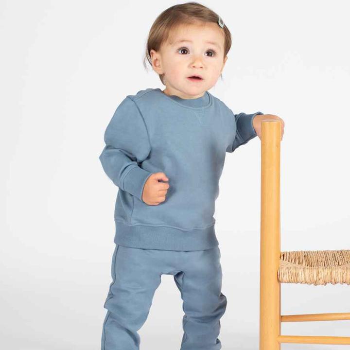 Actual product image Larkwood Sweatshirt (102)