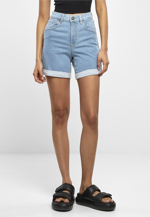Actual product image Urban Classics Ladies Organic Stretch Denim 5 Pocket Shorts - 16964 (29)
