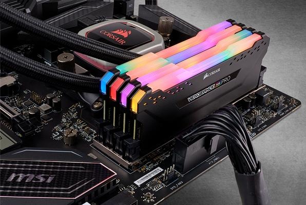 Produktbild Corsair Vengeance RGB Pro (4 x 8GB, 3200 MHz, DDR4-RAM, DIMM)