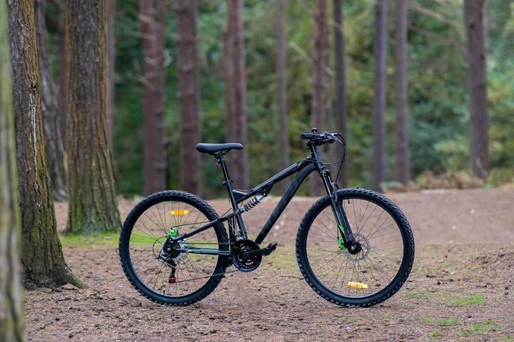 Actual product image ‎Huffy Brand Mountain dviratis, 26 colių, juoda