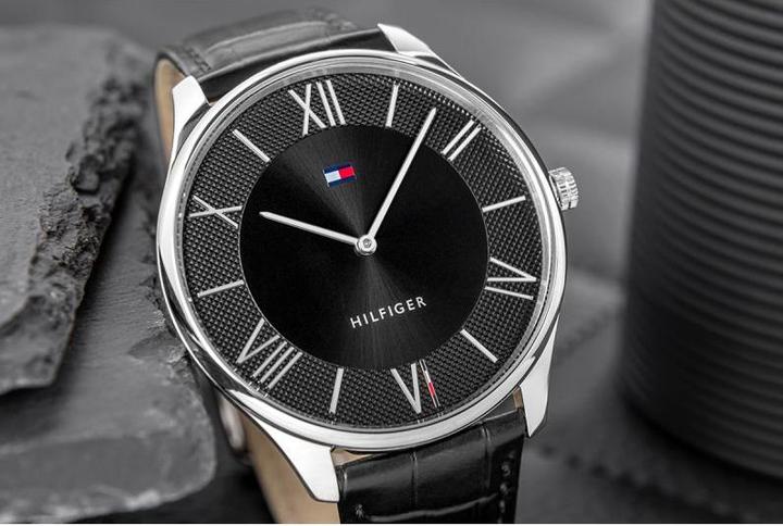 Immagine prodotto Tommy Hilfiger Becker 1710516 (Orologio da polso analogico, 43 mm)