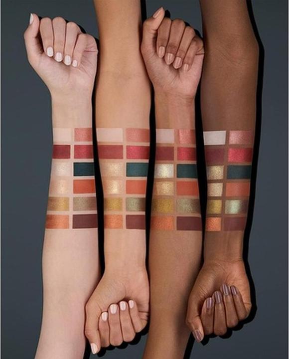 Immagine prodotto Catrice Palette di ombretti Sparks Of Joy C01 Sparkle Shine 12 colori Shimmer Matte Metallic (Scintillio e lucentezza)