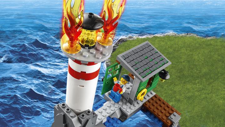 Produktbild LEGO Feuerwehrschiff (60109, LEGO City)