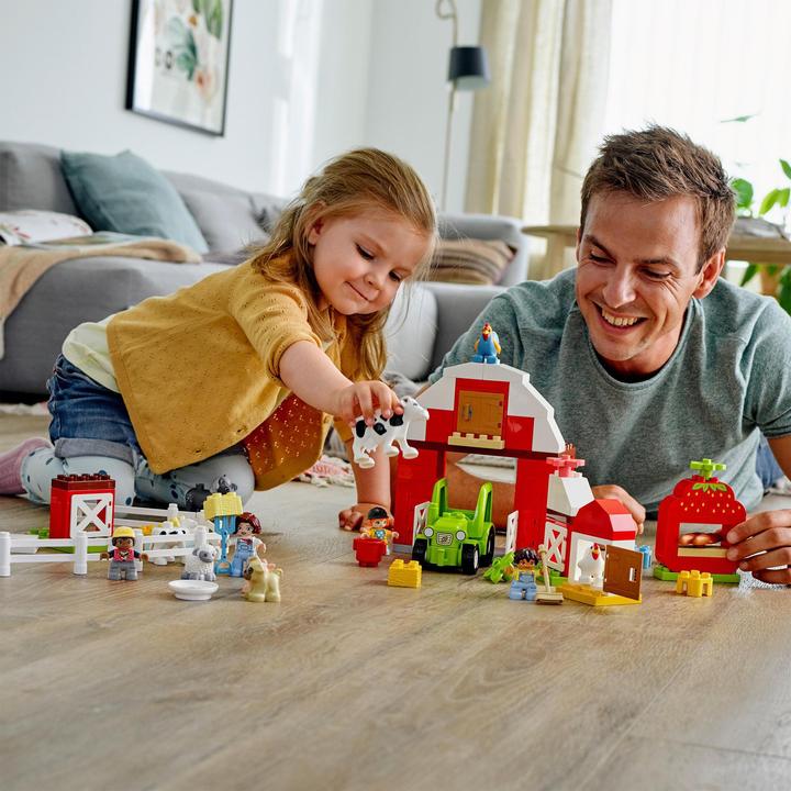 Actual product image LEGO Barn, tractor and animal care (10952)