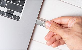 Productafbeelding Kioxia TransMemory U366 128GB Metaal (128 GB, USB-A)