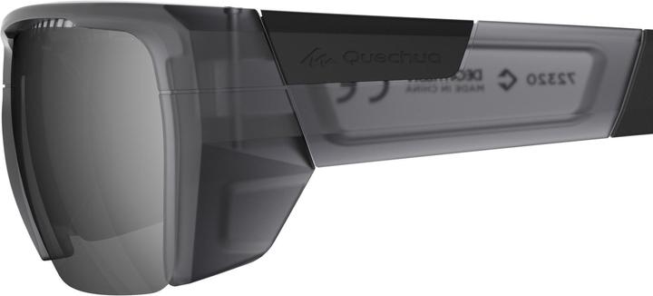Actual product image Quechua MH590 P4