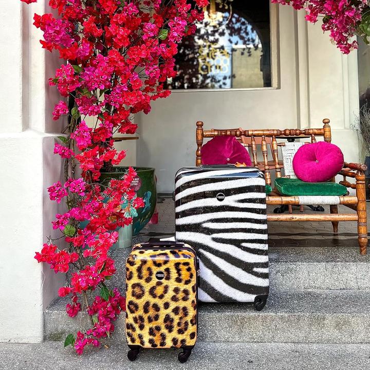 Actual product image Princess Traveler Animal Print - Travel suitcase â € “Leopard - Medium - 66cm - Double wheels (107 l)