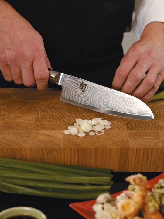Actual product image Kai Shun Classic (18 cm)