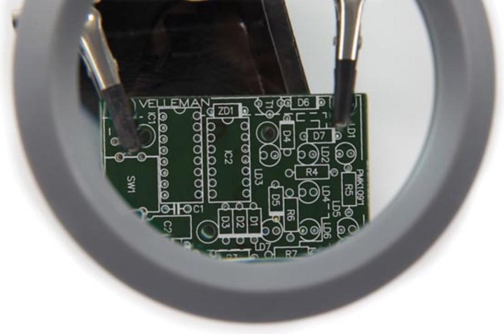 Actual product image Velleman Helping Hand With Magnifier, LED Light And Soldering Stand (Magnifier lamp)