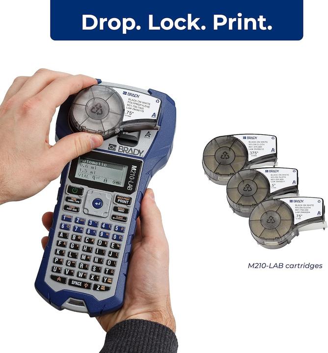 Immagine prodotto Brady Stampante per etichette M210-LAB, imballaggi in cartone, dispositivo di etichettatura mobile