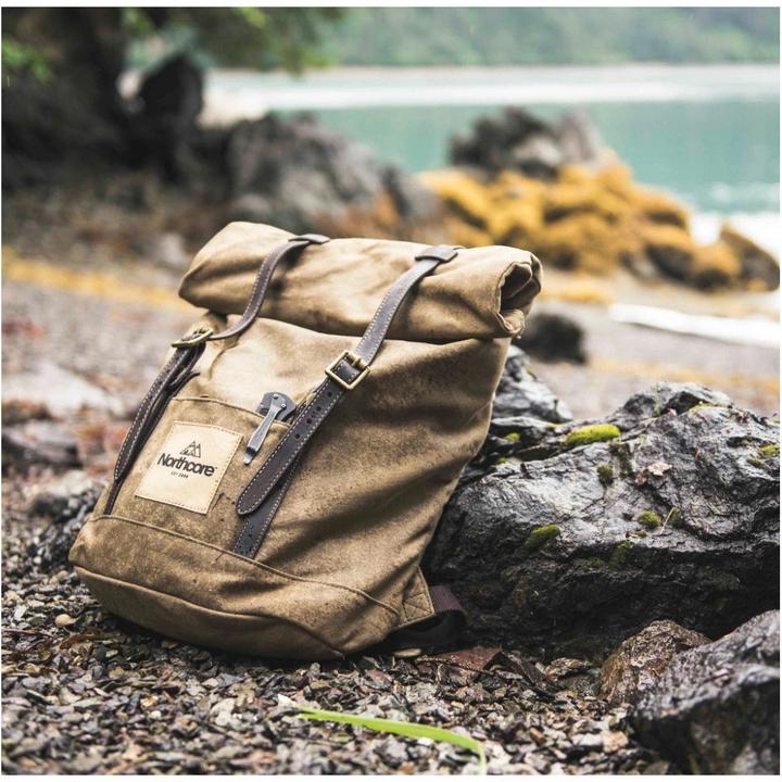 Actual product image Northcore Waxed Canvas Backpack (21 l)