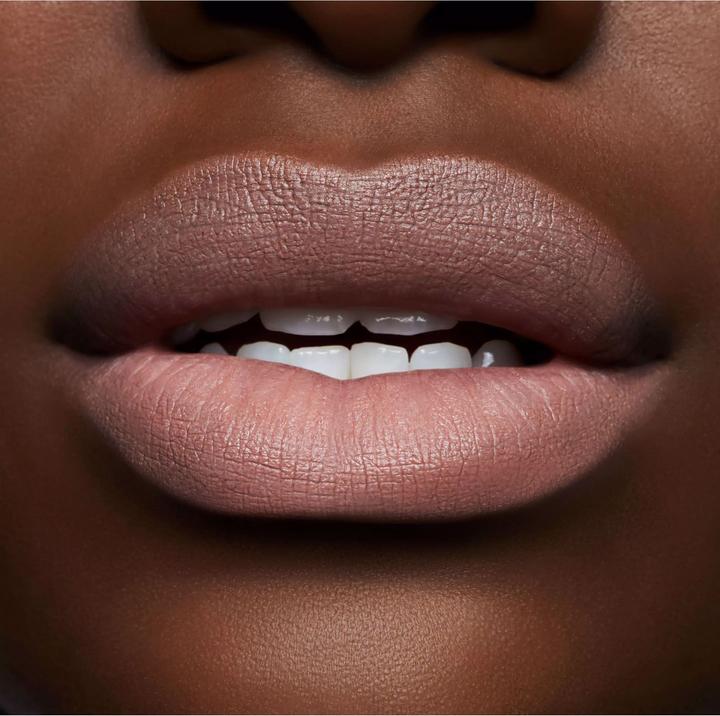 Produktbild MAC Cosmetics Powder Kiss Liquid Lipcolour (996 Date-Maker)