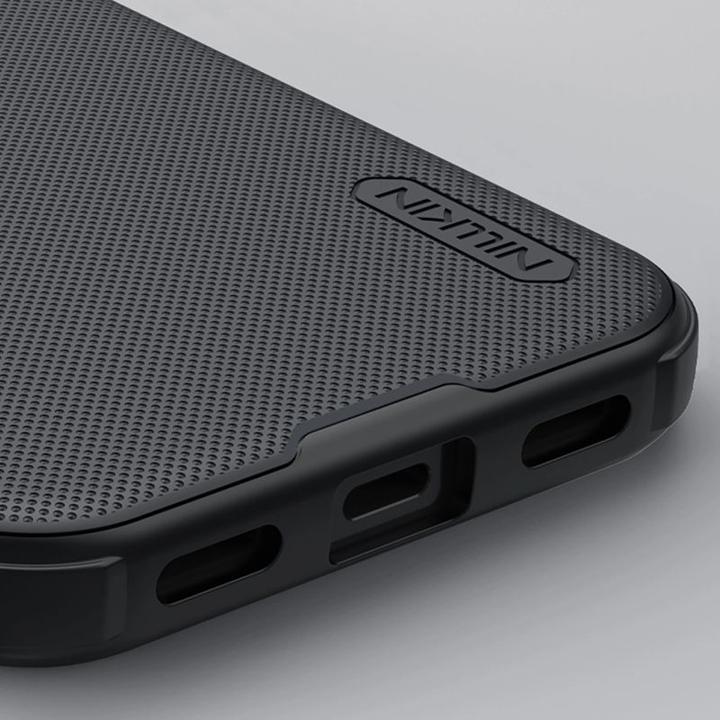 Produktbild Nillkin Super Frosted Shield Pro Hülle für Google Pixel 10/10 Pro – Schwarz (Google Pixel 10, Google Pixel 10 Pro)