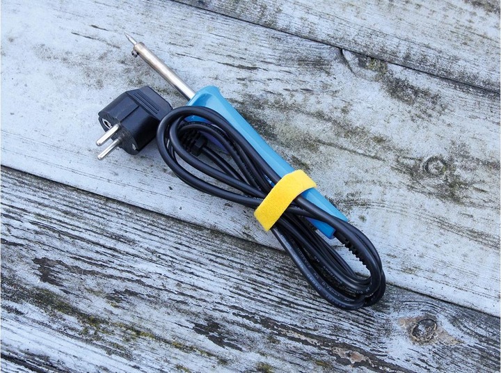 Actual product image Label-the-cable LTC BASIC 10 Power hook and loop binder rt, gb, bl (Velcro cable ties, 170 mm, 10 pcs.)