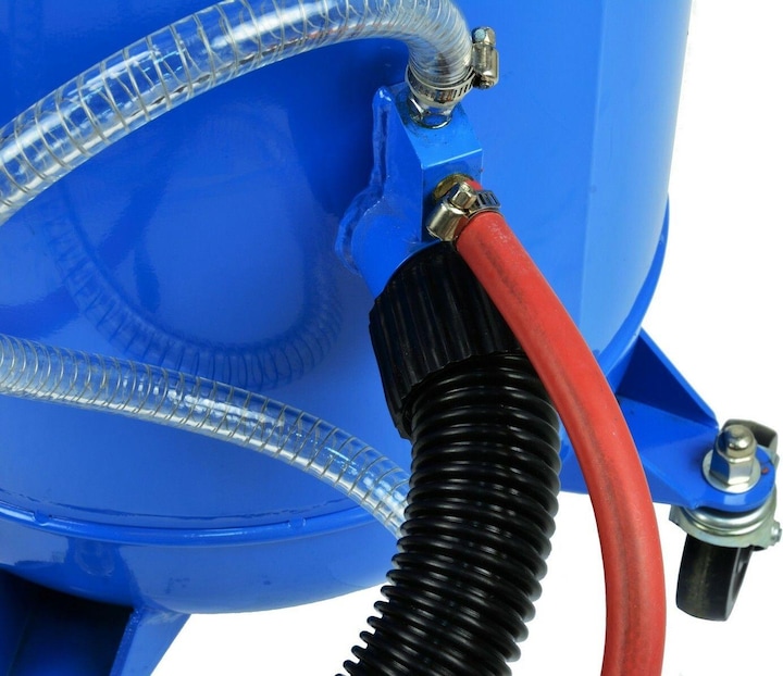 Actual product image GEKO Siphon sandblaster