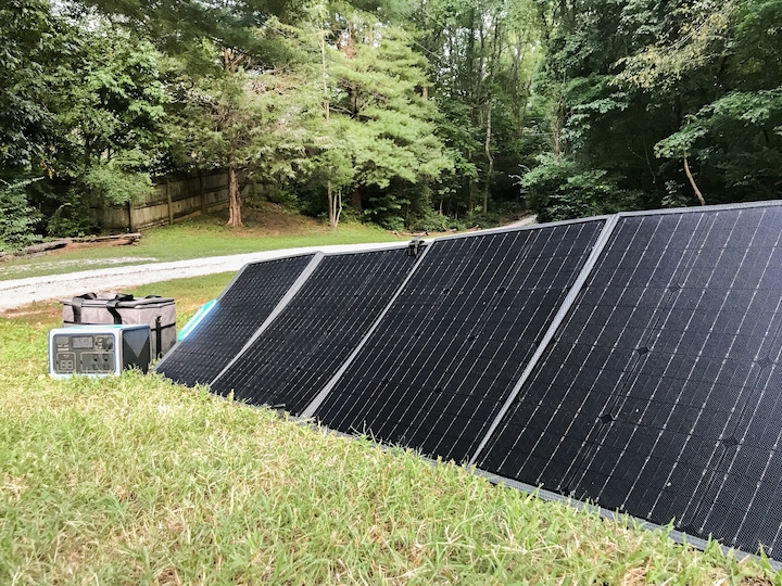 Image du produit Bluetti PV200 (200 W, 7.30 kg)