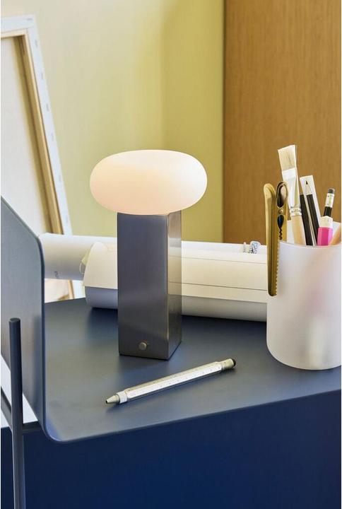 Productafbeelding Hübsch Low Tragbare Lampe Nickel
