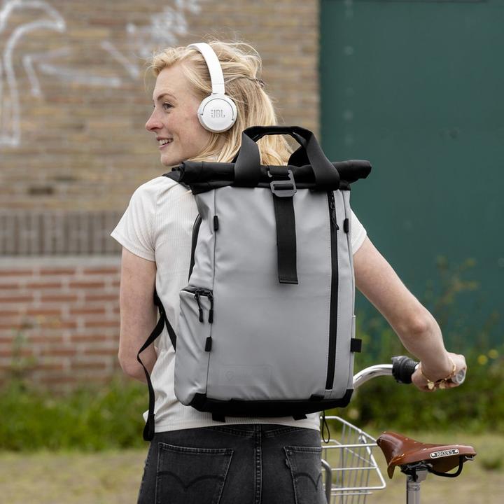 Actual product image Wandrd THE PRVKE Lite 11 Litre DisNet Grey Photo Bundle (Photo backpack, 11 l)