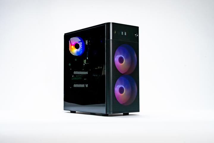 Image du produit Medion Recon E45 (AMD Ryzen 5 5500, 16 Go, 1000 Go, GeForce RTX 4060)