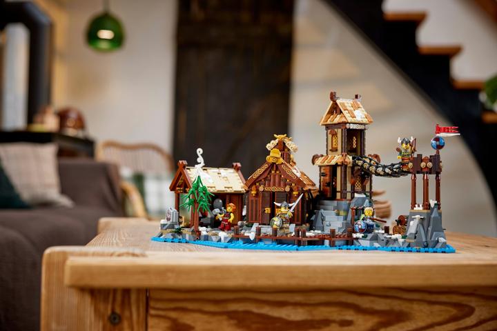 Immagine prodotto LEGO Idee Villaggio Vichingo (21343, LEGO Ideas, Set LEGO rari)