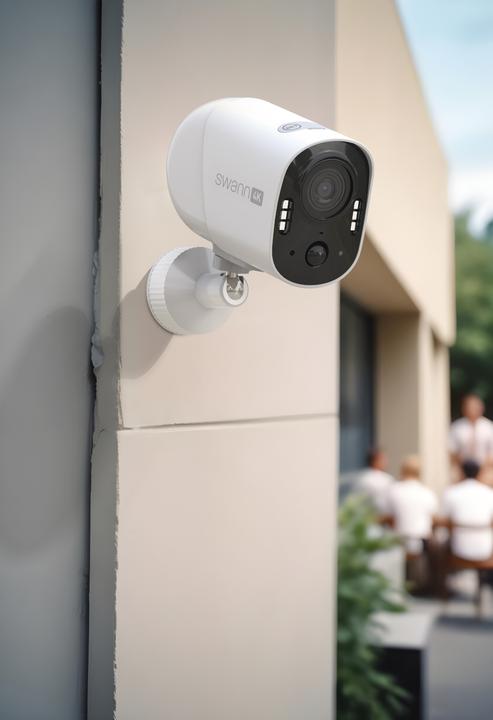 Actual product image Swann Xtreem 4K WiFi Security Camera (3840 x 2160 pixels)