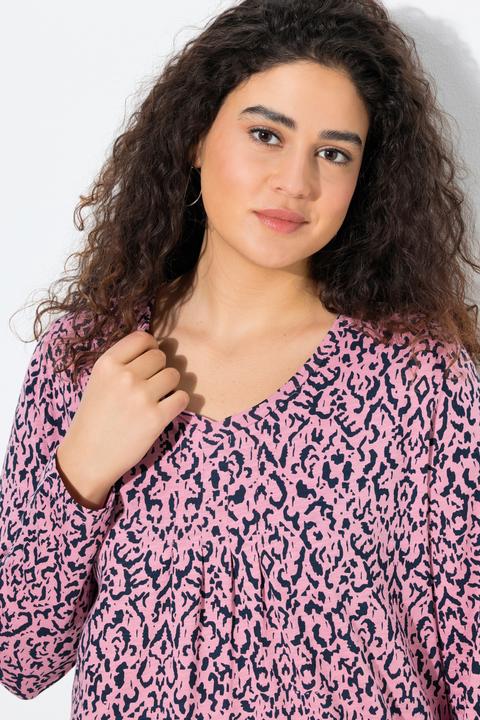 Image du produit Ulla Popken T-shirt avec plis fantaisie, décolleté en V et manches 3/4, coupe évasée (58)